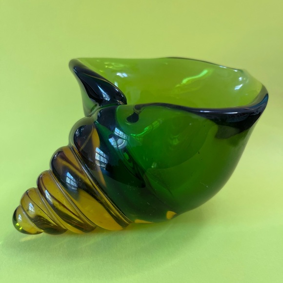 MURANO VINTAGE HAND BLOWN GLASS CONCH SHELL TRINKET DISH, green into amber, - Picture 4 of 7